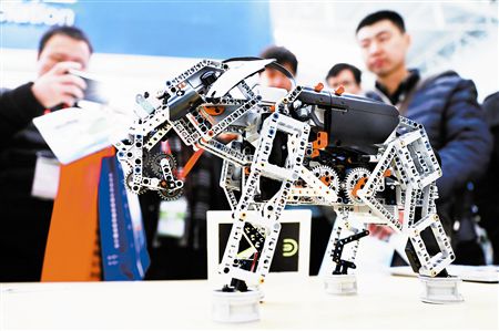 外媒稱(chēng)人類(lèi)與技術(shù)終將“合并”：機(jī)器像人一樣聰明